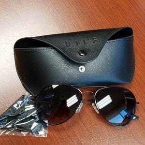 **NEW** DIFF Aviator Sunglasses